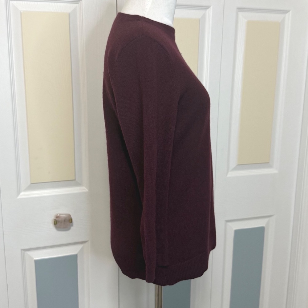 Talbots Pure Cashmere Crew Neck Long Sleeve Sweater Women's Medium Burgundy - Picture 2 of 5